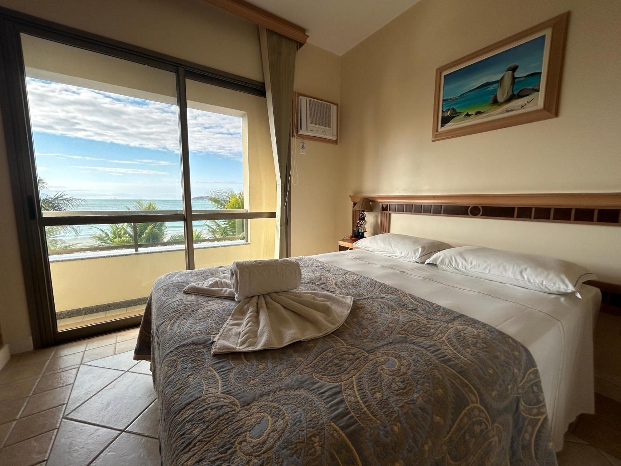 Golfinhos Aparthotel
