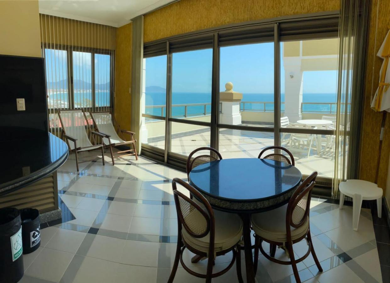 Apart-hotel Golfinhos