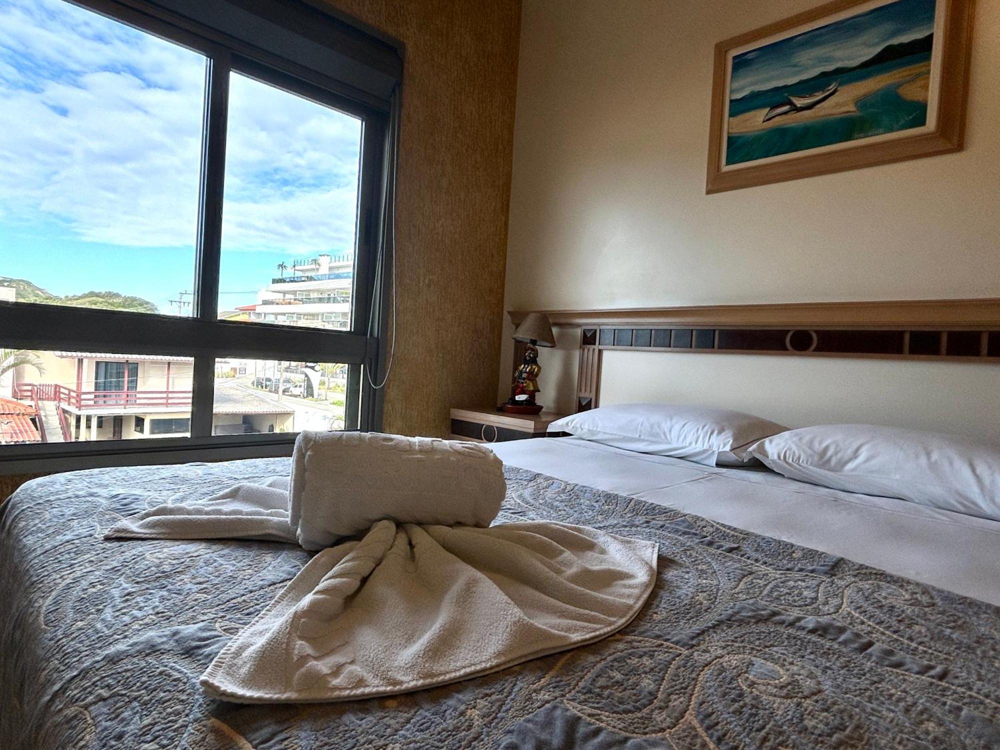 Apartahotel Golfinhos 4*